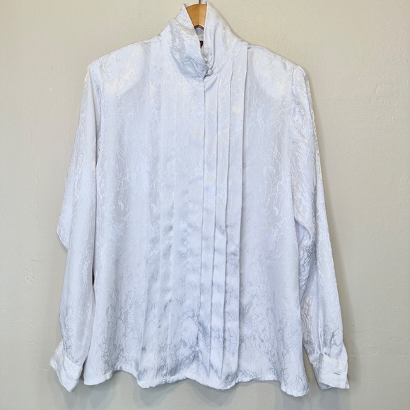 Worthington | VTG Mock Neck Pleated Button Front Shiny Glam Coquette Blouse - Picture 3 of 17